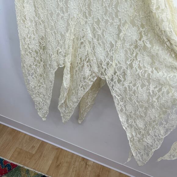 Vintage Y2K 2000s Seventh Avenue Cream Lace Asymmetrical Handkerchief Dress 8 - Picture 7 of 8